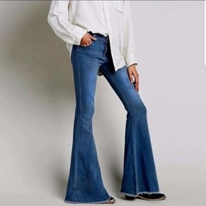 AC for AG Skin 5 Raw Hem Flare Jeans